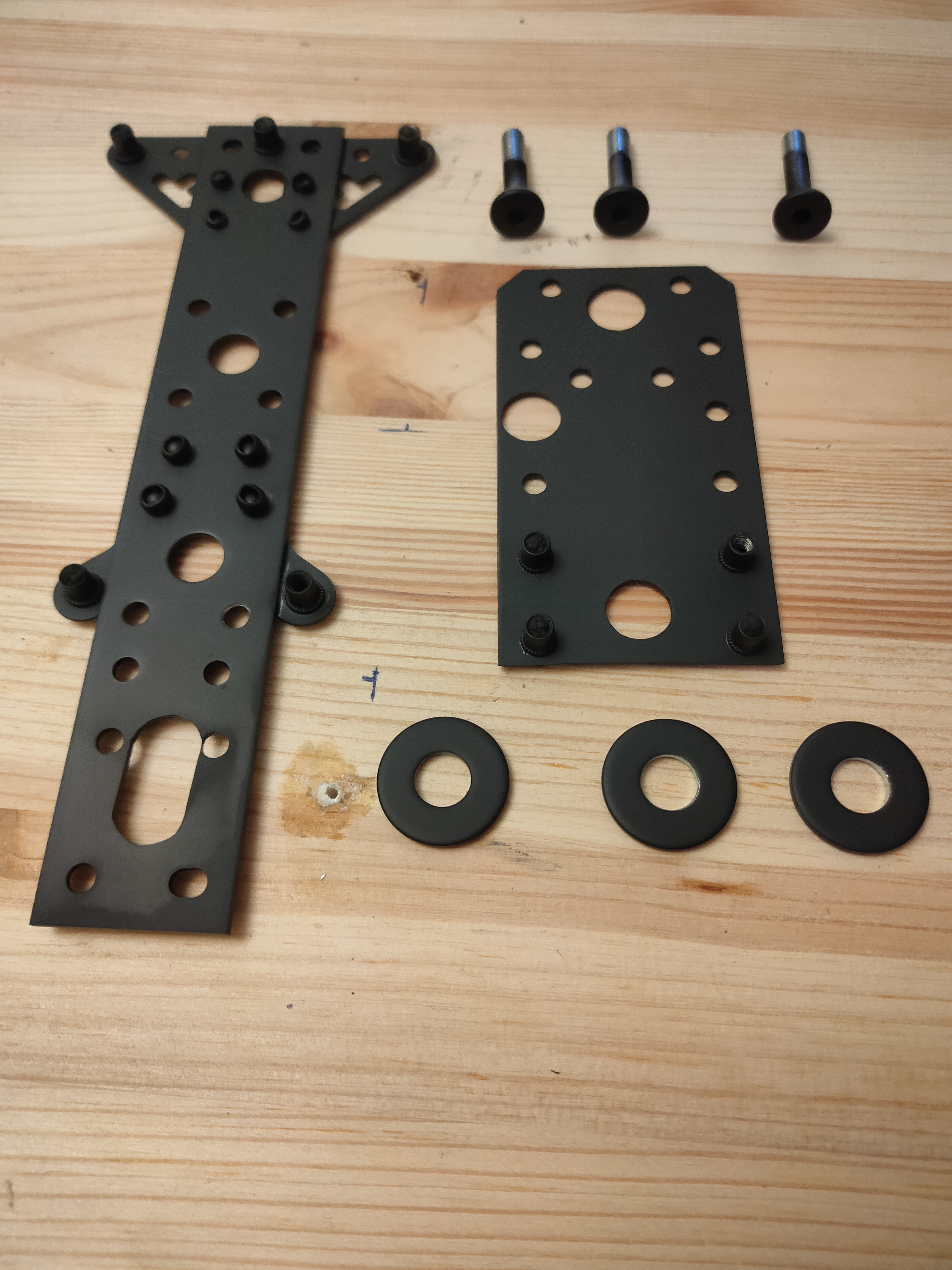 Barrow D5 Bracket  Paint 5.jpg